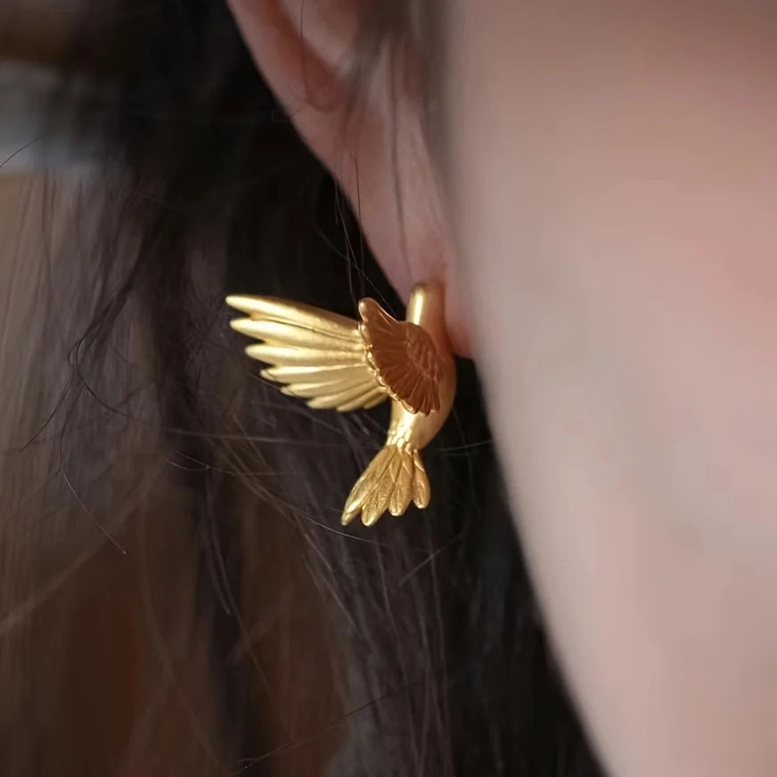 Brincos de Pássaro da Cor Dourada com Charme Único, Presente Comemorativo, Adequado para Amigos ou Amados Que Amam Animais, Moda
