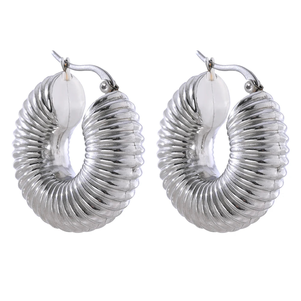Yhpup-Round Chunky aço inoxidável Hoop Earrings, ouro 18 K Metal Jóias, impermeável, acessórios da moda, Novo,Brincos Chunky Femininos,
Brincos Modernos e Elegantes,
Joias de Aço Inoxidável com Ouro 18K,
Brincos de Argola Robustos e Sofisticados,
Acessórios Femininos para Festas e Eventos,
Brincos Leves e Confortáveis,
Brincos de Luxo Resistentes à Água,
Brincos Arrojados Femininos,
Brincos Chunky para Presentear,
Joias Femininas Atemporais,