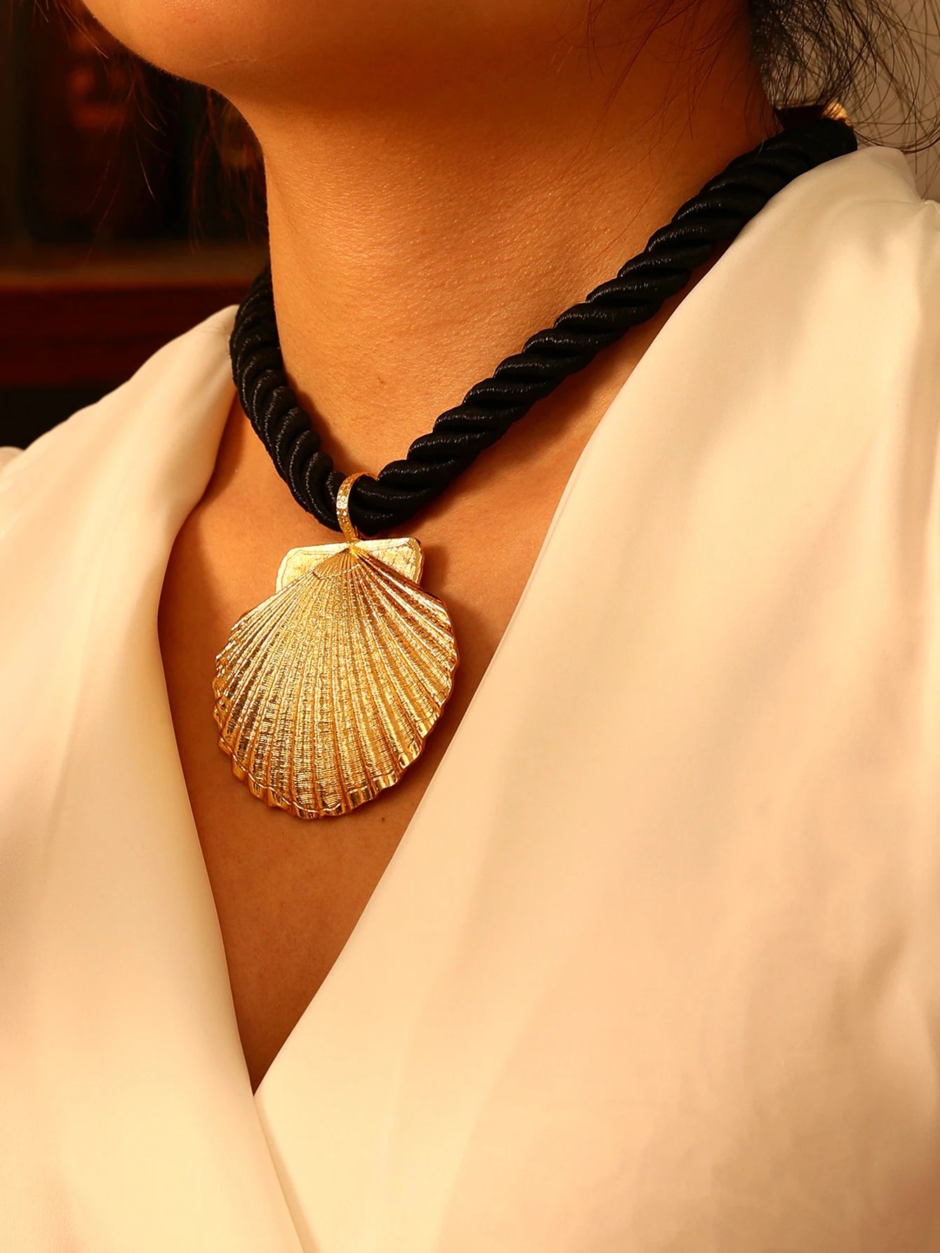 Pingente de liga feminina, simples, verão, sol, coração, tecido, torção, jóias, presente, férias, festa, 1pc,Colar feminino com pingente de coração,
Colar de coração e sol,
Joias femininas elegantes,
Colar feminino moderno,
Presente para mulheres,
Colar com pingente exclusivo,
Acessório feminino sofisticado,
Colar ajustável elegante,
Joias para ocasiões especiais,
Colar feminino versátil,
Acessórios femininos delicados,
Pingente de coração e sol,
Colar para festas e eventos,
Colar feminino casual e elegante