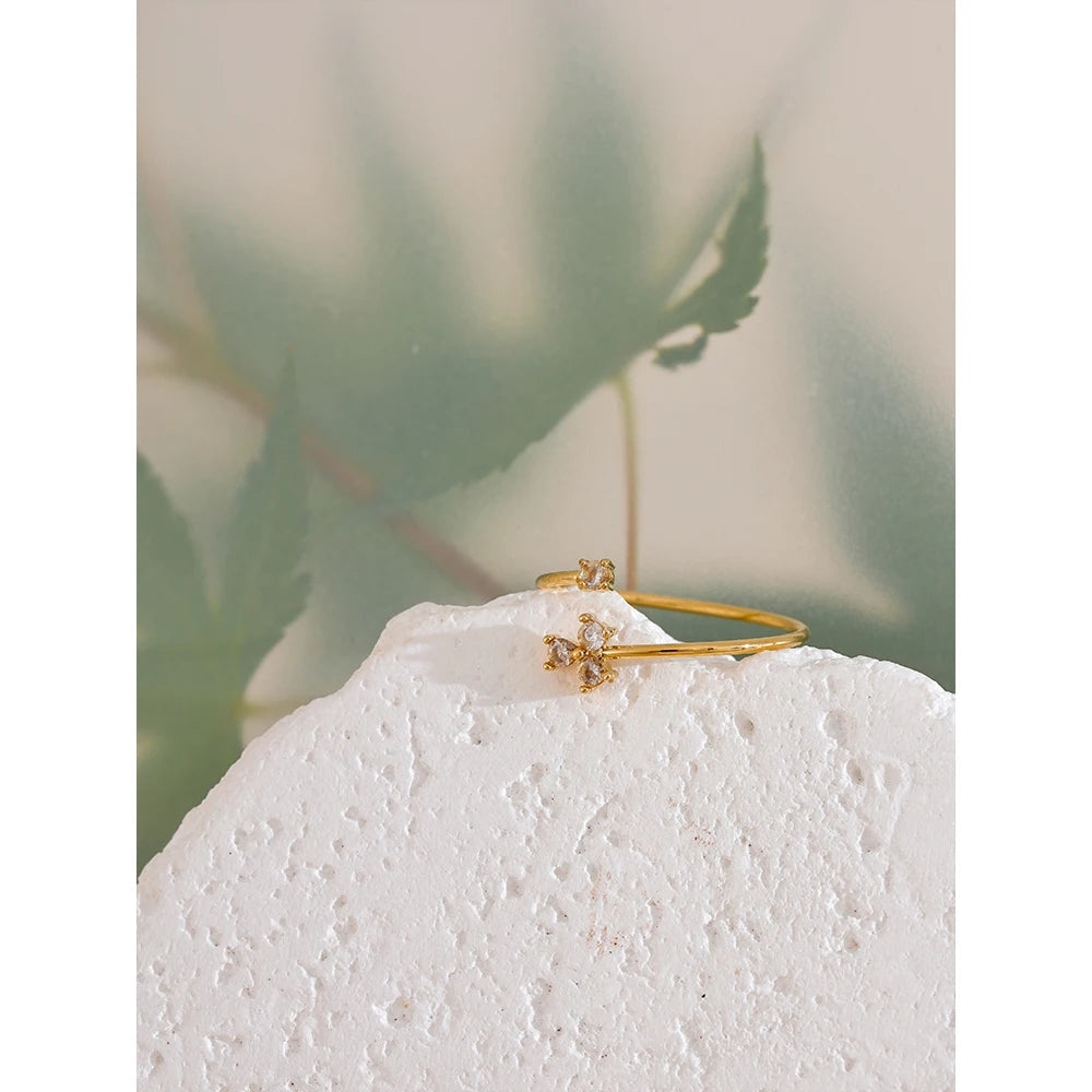 Yhpup-Anel de Flor de Aço Inoxidável Impermeável, Delicado Bling, Zircônia Cúbica, Fino, Ajustável, Anel Dourado, Chique, Joalheria Coreana, 2024
Anéis zircônia Feminino,
Anel Ajustável,
Joias,
Anel Ajustável corrente zircônia,
Anel Regulável de zircônia,
Anel 18k,
Banhado a Ouro,
Revestido a Ouro,
Anel prateado, 
Anel de Prata,
Comprar todo dia, 
Loja comprar todo dia,
Anel comprar todo dia,
Aço inoxidável,
brilhante,
Dourado,
Prata,
Anel Duplo,
Anel cristal,
Anel de Ouro,
Anel de Prata,
Anel com Zircônia 