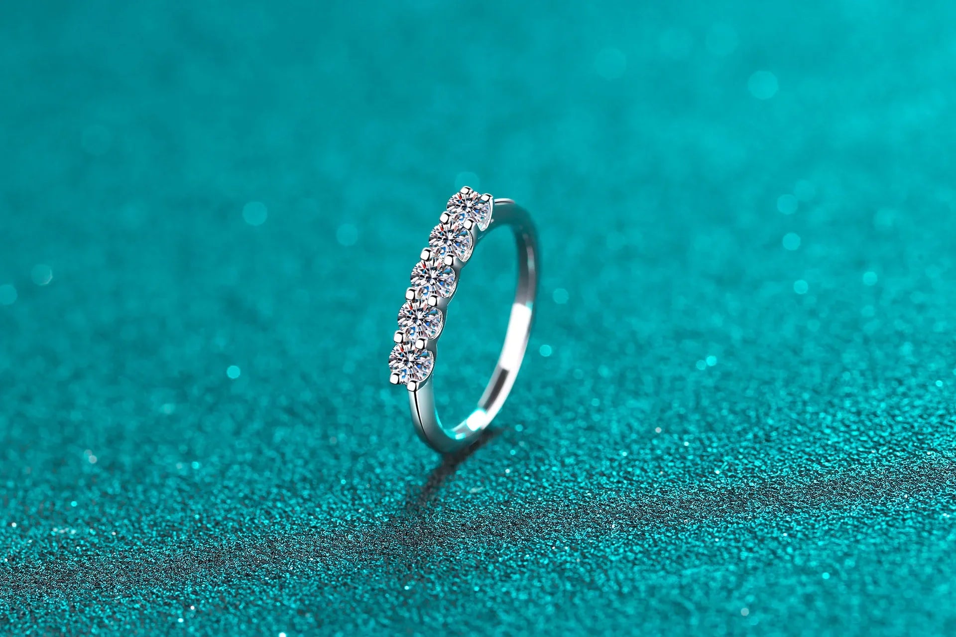 Comprar Todo Dia, Luxo pt950 proposta de platina 0.5ct moissanite diamante linha anéis para mulheres adorável anel de ouro branco real lindo presente