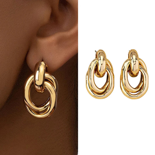 Brinco de argola dourado e prateado para mulheres, chapeamento brilhante, Eardrop, fofo, uso diário, joias, na moda,Brinco de argola dourado elegante,
Brinco de argola prateado moderno,
Acessórios femininos versáteis,
Brincos para eventos casuais e formais,
Brinco de argola leve para uso diário,
Brincos de liga de zinco resistentes,
Brinco feminino com acabamento brilhante,
Brinco de argola tamanho ideal,
Brincos elegantes para presente feminino,
Brincos para compor looks modernos,
Brinco de argola chapeame