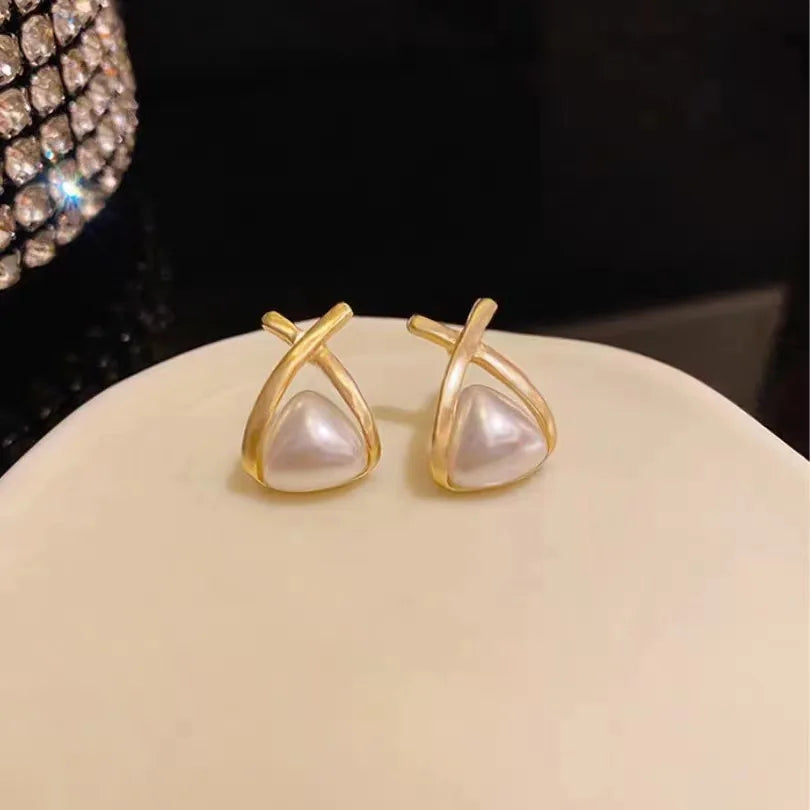 Pérola e cristal cruz brincos para mulheres e meninas, anéis de orelha, acessórios, joias rabo de peixe, requintado, elegante, estilo coreano, moda