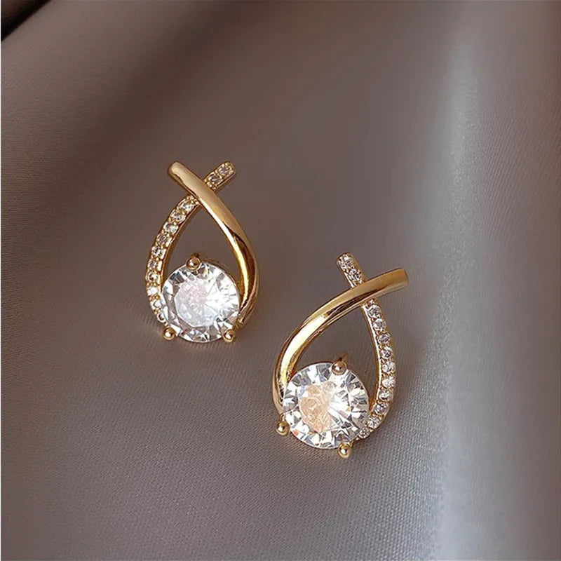 Pérola e cristal cruz brincos para mulheres e meninas, anéis de orelha, acessórios, joias rabo de peixe, requintado, elegante, estilo coreano, moda