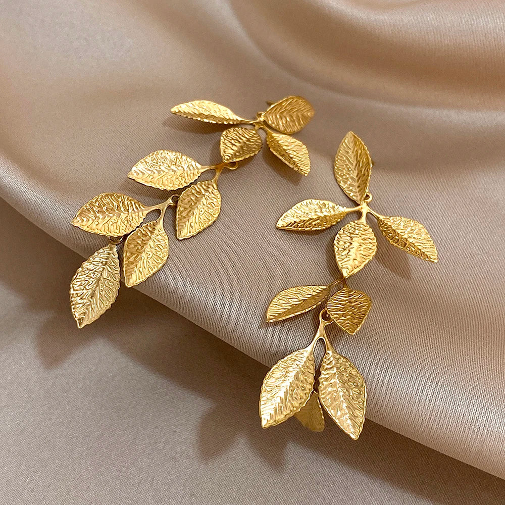 comprar todo dia, Vintage de aço inoxidável grandes folhas longas borla brincos para mulheres moda banhado a ouro folha pingente declaração brinco jóia