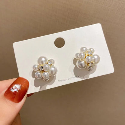 Brincos criativos do parafuso prisioneiro da pérola do falso, acessórios decorativos diários elegantes, presentes comemorativos do aniversário do aniversário para meninas