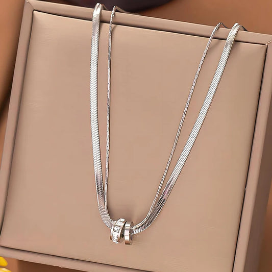 Colar de dupla camada em aço inoxidável para mulheres, pingente de cristal, corrente de clavícula, joia festa, moda
Colar zircônia Feminino,
Colar Ajustável,
Joias,
Colar Ajustável corrente zircônia,
Colar Regulável de zircônia,
Colar 18k,
Banhado a Ouro,
Revestido a Ouro,
Colar prateado, 
Colar de Prata,
Comprar todo dia, 
Loja comprar todo dia,
Colar comprar todo dia,
Aço inoxidável,
brilhante,
Dourado,
Prata,
Colar Duplo,
Colar cristal,
Colar de Ouro,
Colar de Prata,
Colar com Zircônia Cúbica
Colar Flor