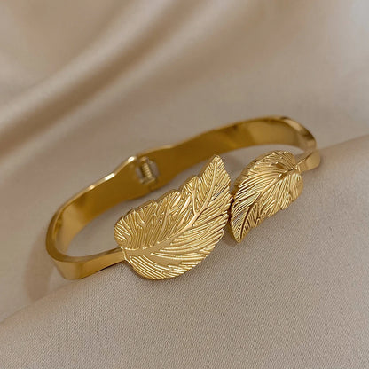 Greatera pulseira de aço inoxidável para mulheres, pulseiras Chunky Leaf, banhado a ouro, pulseiras de folhas de metal, jóias impermeáveis